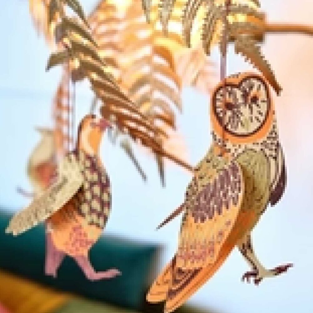 bird 1 (owl) shown in 3D hanging from plant